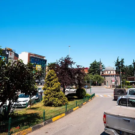 Downtown Bayrak Residences *