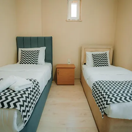 Downtown Bayrak Residences *