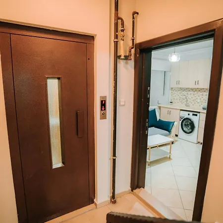 Downtown Bayrak Residences *