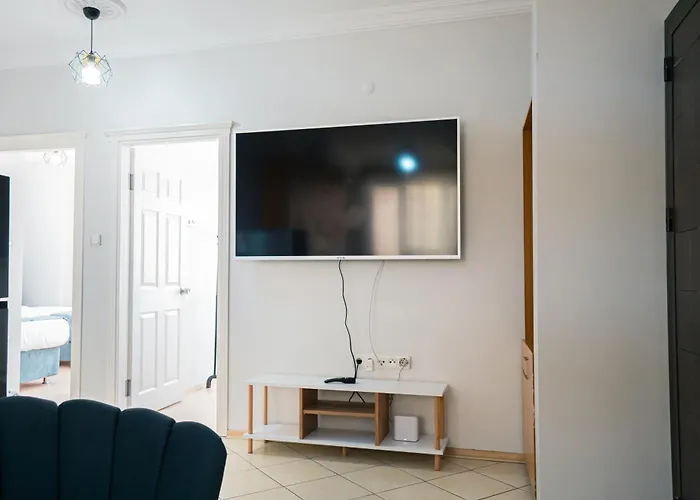 Downtown Bayrak Residences *